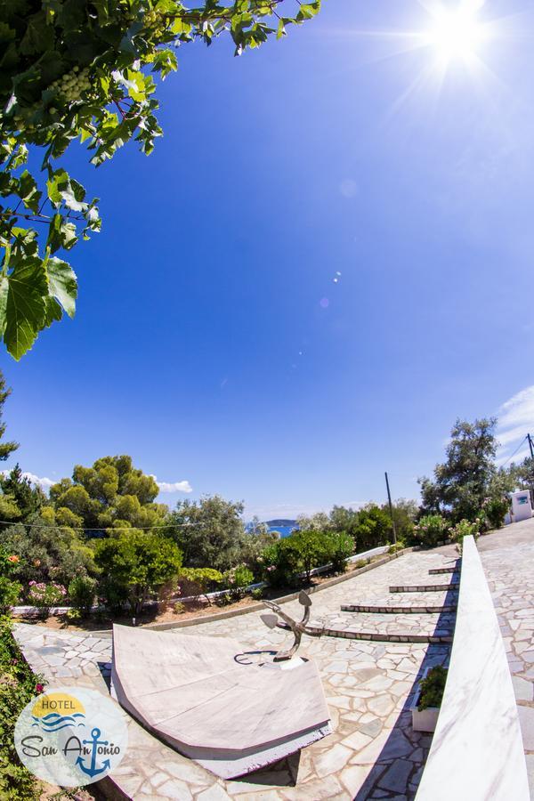 San Antonio Hotel & Apartments Megali Ammos  Dış mekan fotoğraf